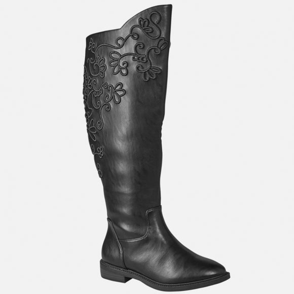 Avenue Shoes - [Plus Size: 11W] Avenue - Hamilton Boots